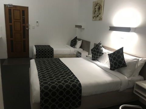 Coffs Shearwater Motel - Darwin Holiday 1