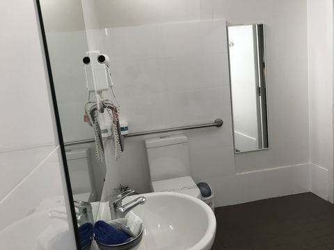 Coffs Shearwater Motel - Darwin Holiday 5