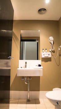 The Windsor Castle Hotel - Darwin Holiday 6