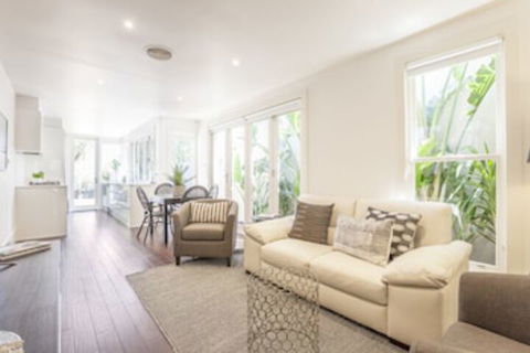 BOUTIQUE STAYS - South Yarra Lane - Darwin Holiday 0