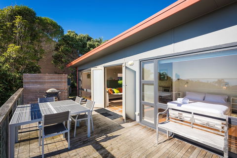 The Love Shack - Darwin Holiday 2