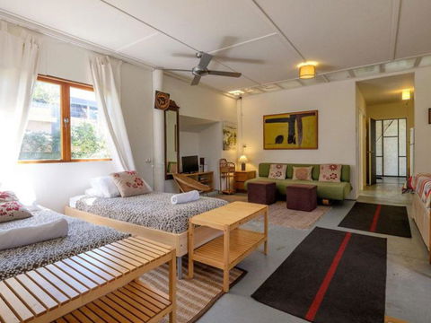 Eddies Place - Darwin Holiday 1