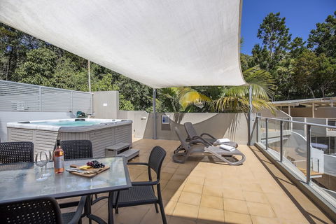 The Cove Noosa - Darwin Holiday 4