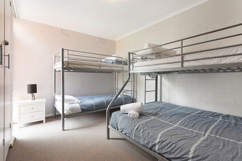 Whalevue - Darwin Holiday 5