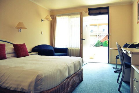 Sunrise Devonport - Darwin Holiday 3