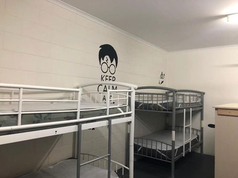 Frogshollow Backpackers - Darwin Holiday 4