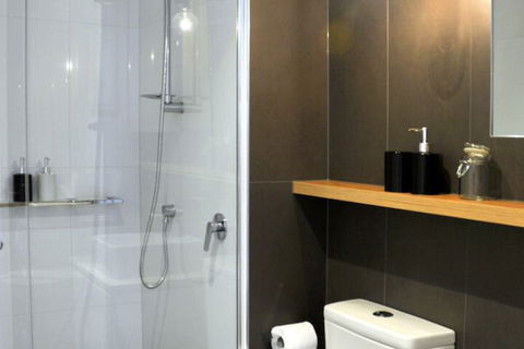 Mono Apartments On La Trobe - Darwin Holiday 7