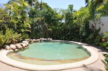 Angelwaters - Darwin Holiday 0