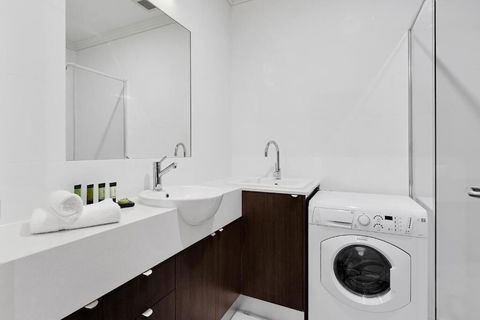 Attika Hotel - Darwin Holiday 3
