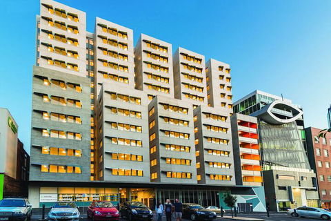 Student Village Melbourne - Darwin Holiday 3