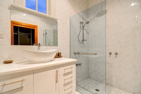 Ashcroft Apartments - Darwin Holiday 2