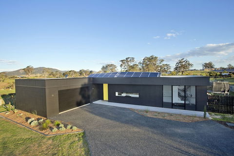 Zebula Gloucester - Darwin Holiday 1