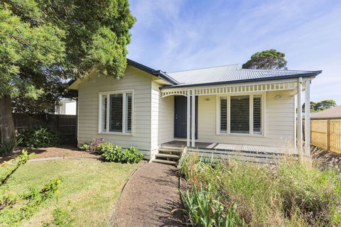 Tranquility In Cowes - Rejuvenate Stays - Darwin Holiday 1