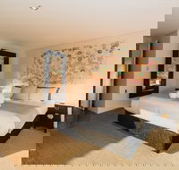 The Roozen Residence - Darwin Holiday