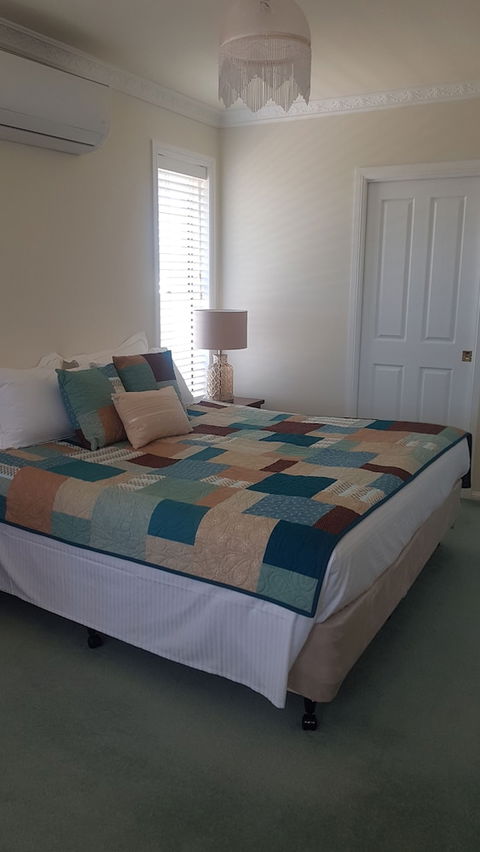 Grovely House Bed & Breakfast - Darwin Holiday 6