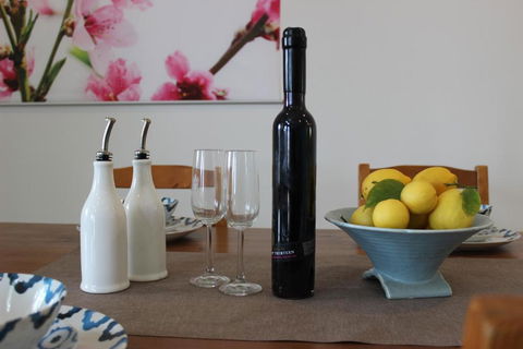 The Grape & Olive At Willunga - Darwin Holiday 6