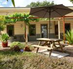 The Grape  Olive at Willunga - Darwin Holiday