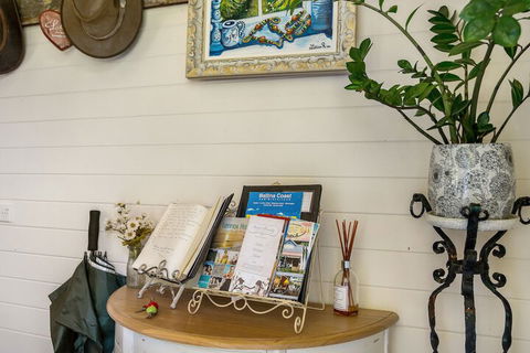 Escape To Baileys On Fernleigh - Darwin Holiday 1