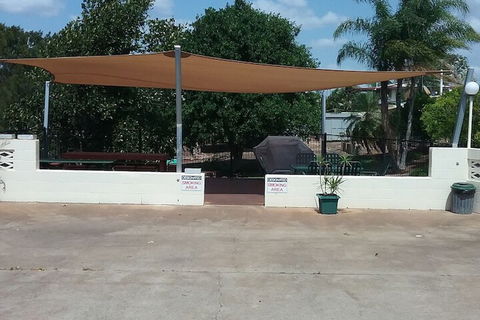 Avocado Motor Inn - Darwin Holiday 1