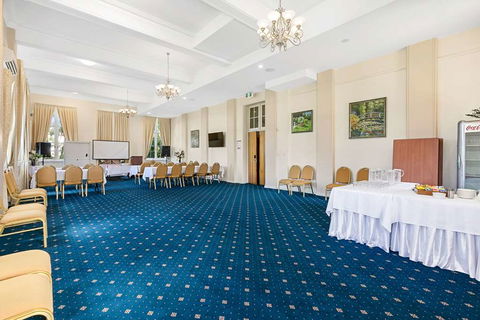 Quality Hotel Regent Rockhampton - Darwin Holiday 13