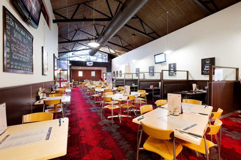 Glenmore Tavern - Darwin Holiday 3