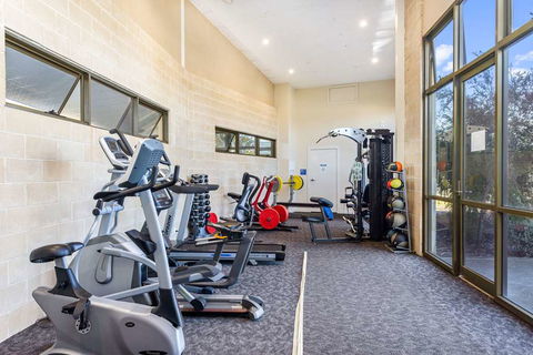 Quality Suites Point Cook Seasons 5 - Darwin Holiday 17