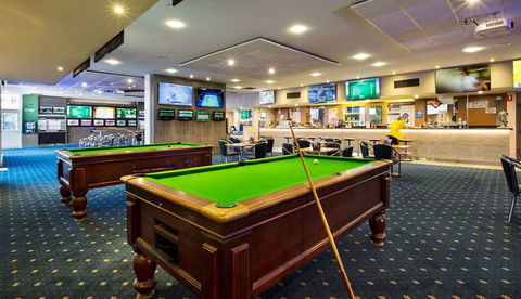 Nightcap At St Albans Hotel - Darwin Holiday 8
