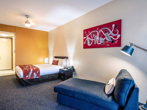 Mercure Kakadu Crocodile Hotel - Darwin Holiday 5