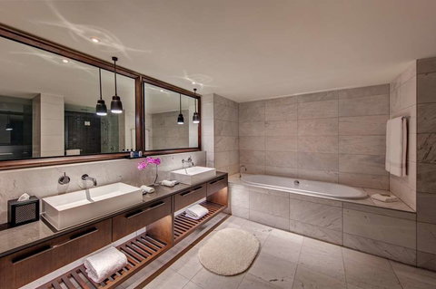 The Star Grand Hotel and Residences - Darwin Holiday 4