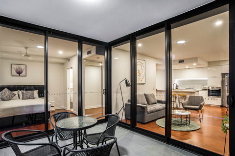 Arise Atlas - Darwin Holiday 6