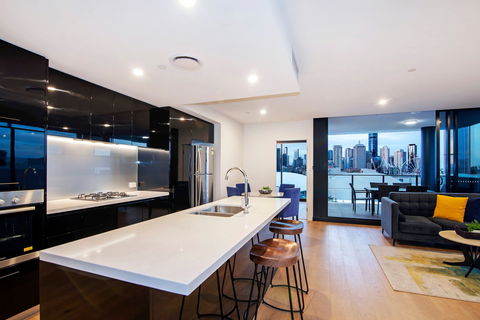 Arise Atlas - Darwin Holiday 14