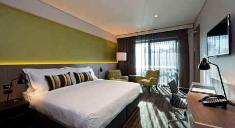 The Glen Hotel & Suites - Darwin Holiday 3