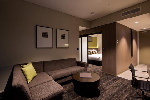 The Glen Hotel & Suites - Darwin Holiday 4