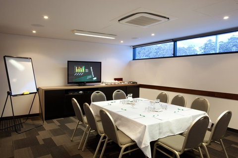 The Glen Hotel & Suites - Darwin Holiday 6