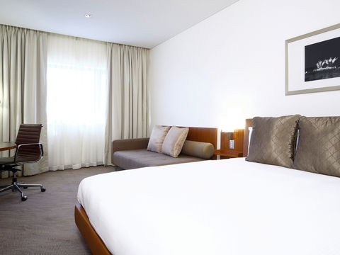 Novotel Canberra - Darwin Holiday 0