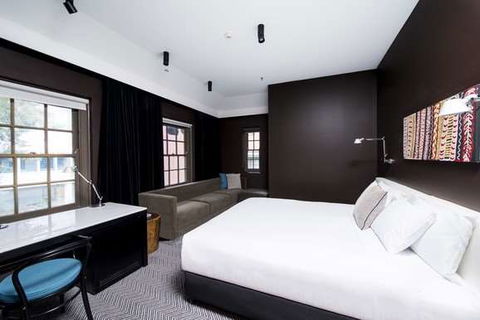 Peppers Gallery Hotel, Canberra - Darwin Holiday 8