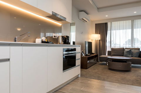 The Brankstone Hotel & Residences - Darwin Holiday 5
