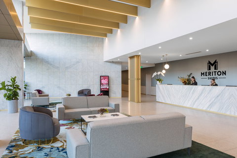 Meriton Suites Sydney Airport - Darwin Holiday 5