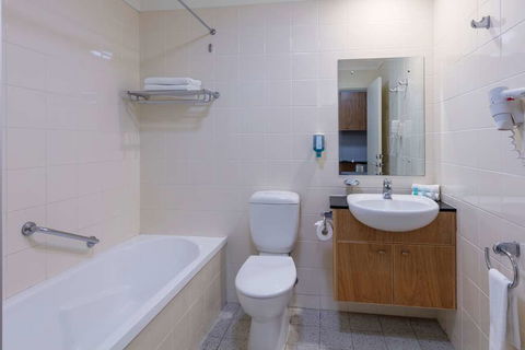 Nesuto Canberra Apartment Hotel - Darwin Holiday 4