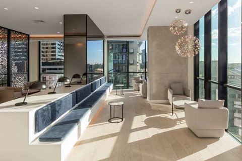 Imagine Lighthouse - Darwin Holiday 10