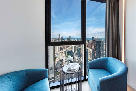 Imagine Lighthouse - Darwin Holiday 11