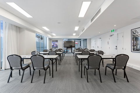 Quest Perth Ascot - Darwin Holiday 17