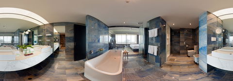 Sheraton Grand Mirage Resort, Gold Coast - Darwin Holiday 10