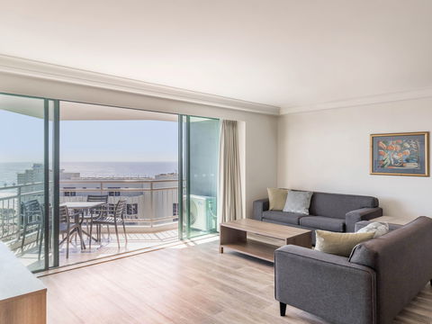 Mantra Crown Towers Surfers Paradise - Darwin Holiday 10