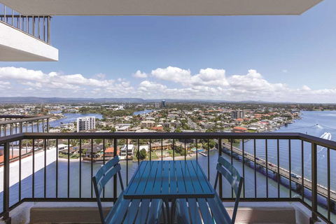 Vibe Hotel Gold Coast - Darwin Holiday 2