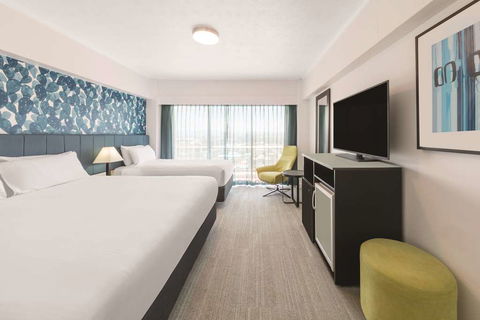 Vibe Hotel Gold Coast - Darwin Holiday 3