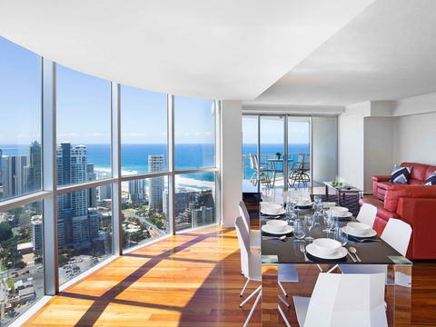 Mantra Towers of Chevron Surfers - Darwin Holiday 10