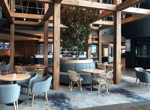 Wrest Point Hotel & Casino - Darwin Holiday 10