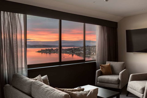 Wrest Point Hotel & Casino - Darwin Holiday 12