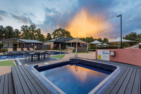 Club Wyndham Seven Mile Beach-Trademark - Darwin Holiday 11